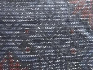 アンティーク　抽象模様織出し本場泥大島紬着物